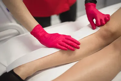 Easy Waxing - Depilacja Woskiem i Laserem